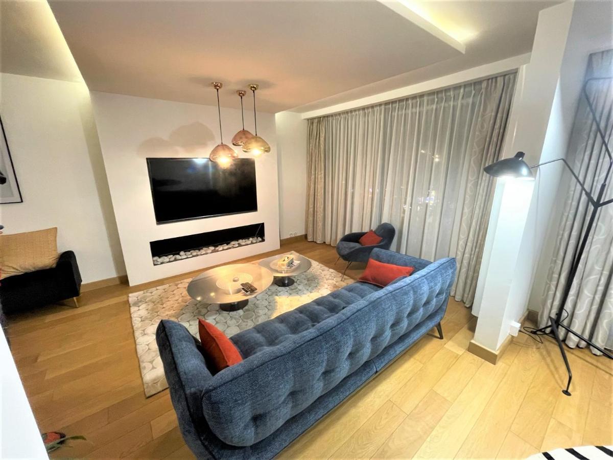 Appartement Hyper-centre Place D'erlon Superbe Duplex *